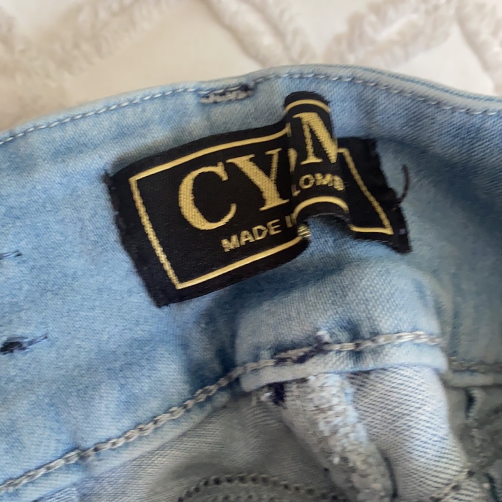 Jeans - Picture 4 of 4